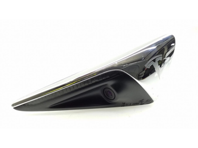 Видеокамера в зеркале