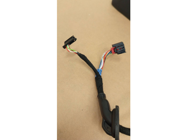 Зеркало электрическое        Skoda Karoq  2017 -  года   