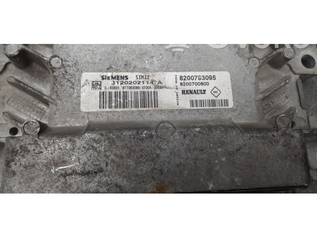 Комплект блоков управления 8200783095 Renault Clio III