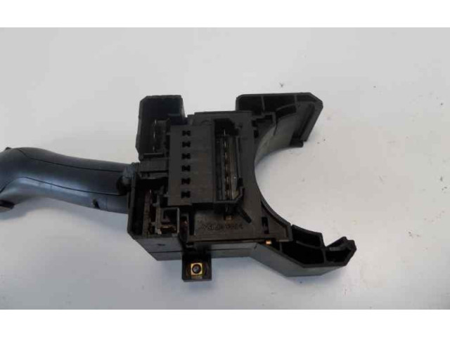 Ручка стеклоочистителей 4B0953503HFKZ Audi A3 S3 8L