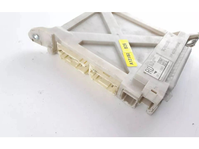 Pojistková skříňka 8273030M30, 8273030M30 Lexus GS 250 350 300H 450H 2016