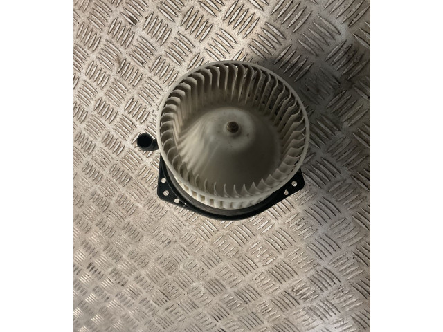 Вентилятор печки Mitsubishi L200