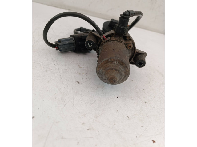 Вакуумный насос    13337744, 00942812   Opel Meriva B