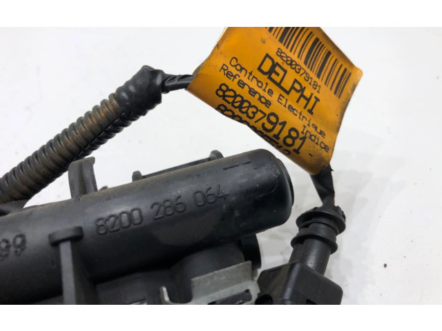 Vstřikovací lišta 8200292590   Renault Modus     