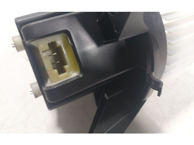 Вентилятор печки 77367171 Jeep Renegade