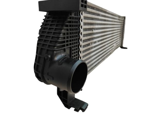 Интеркулер 55038004AD, 55038004AE Jeep Grand Cherokee