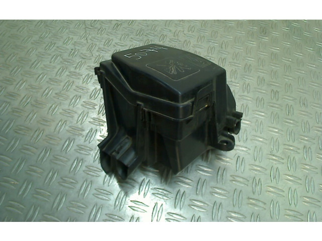 Блок предохранителей 243809584r, 243809584R Dacia Sandero