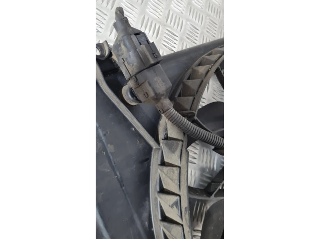 Вентилятор радиатора KIA Sorento