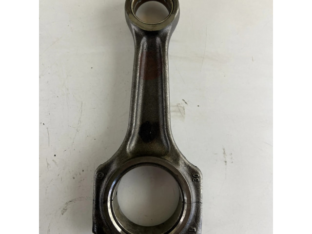 Шатун Chrysler Grand Voyager V для дизельного двигателя 2.8