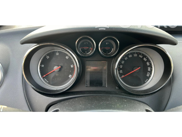 Панель приборов 13346210   Opel Meriva B       