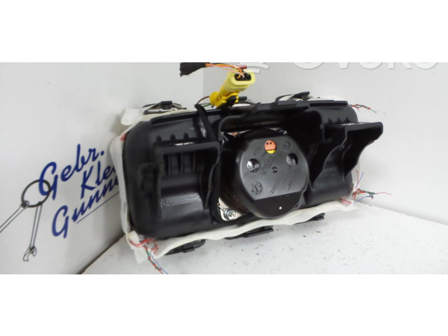 Подушка безопасности пассажира 13499663, 39030033 Vauxhall Astra K