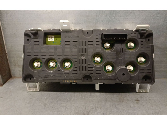 Přístrojová deska  Renault Modus 2011 8200668083B, 8200668082  