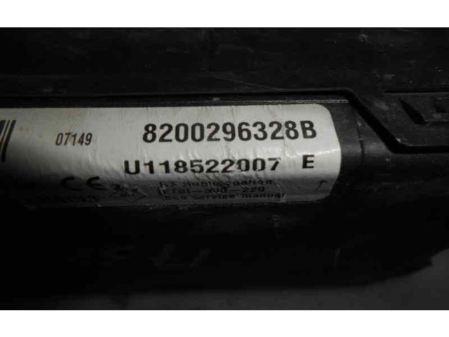 Блок управления 8200296328B, U118522007E Dacia Logan Pick-Up