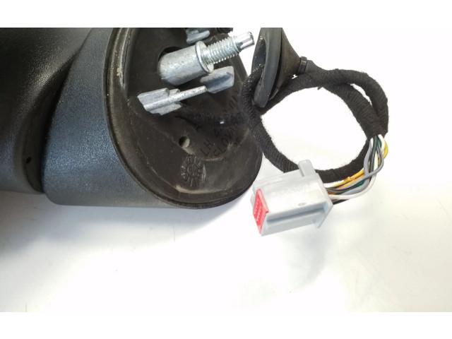 Zpětné zrcátko Ford Fiesta 2011 E8024704