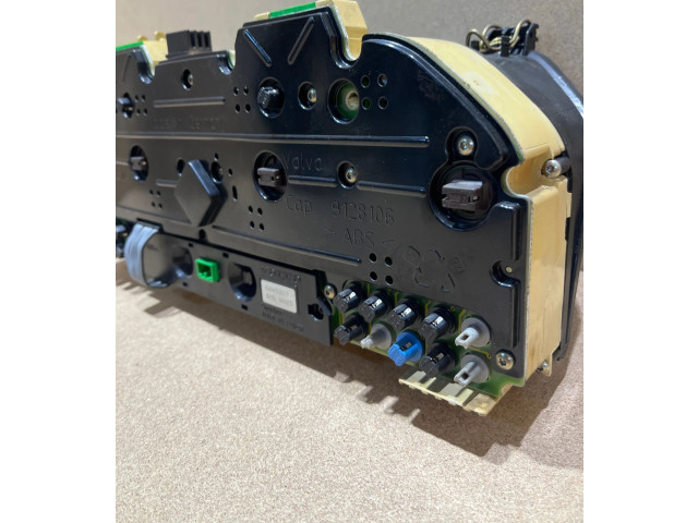 Přístrojová deska Volvo 850 1994 9128095, 89652388