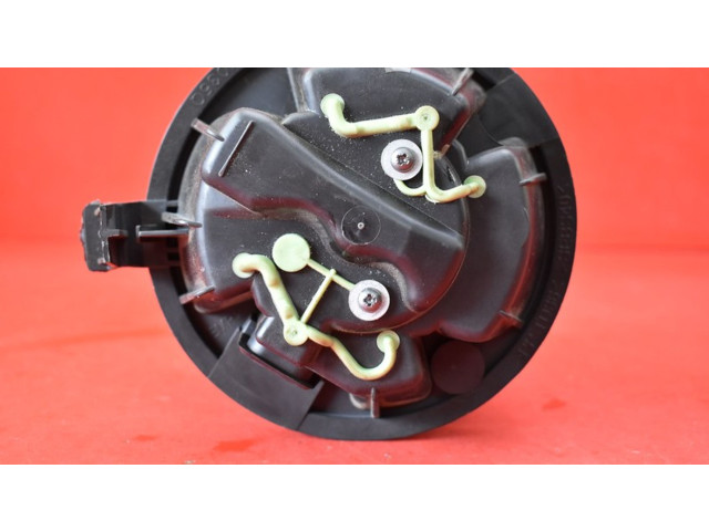 Вентилятор печки Dacia Logan I