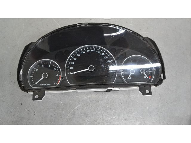Спидометр (приборный щиток)    Saab 9-5    