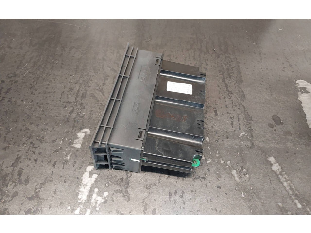 Блок управления климат-контролем 50-47-592   Saab 9-5