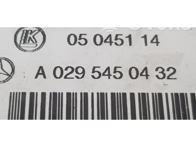 Pojistková skříňka A0295450432 Mercede-Benz S W220 2013