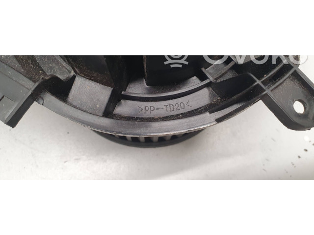 Вентилятор печки    PPTD20   Audi A6 S6 C6 4F