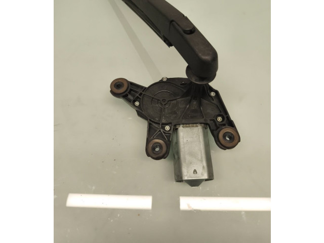 Моторчик заднего дворника 51808753    Lancia Delta III