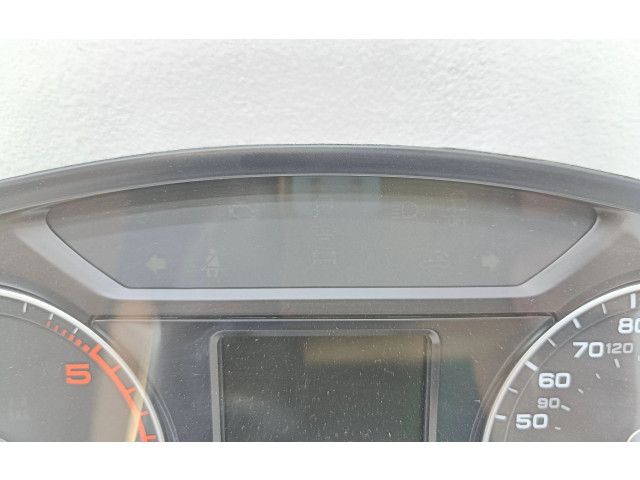 Панель приборов 8R0920982A   Audi Q5 SQ5       
