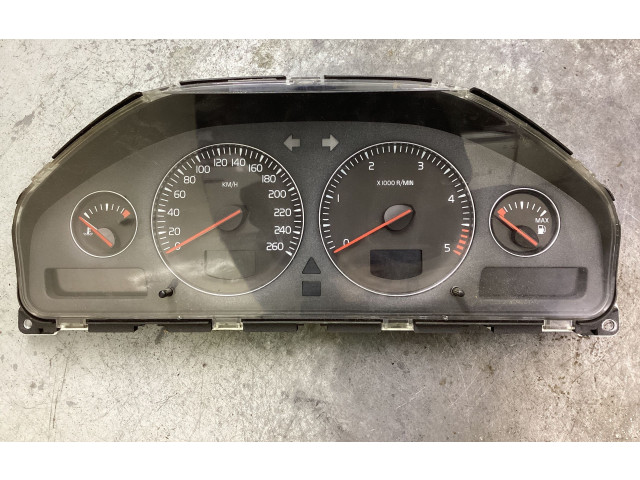 Панель приборов 8673802, 8602885   Volvo XC70       