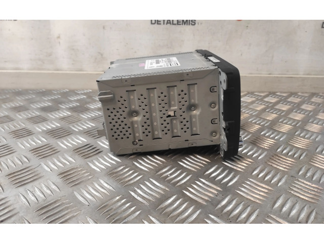 Радио/ проигрыватель CD/DVD / навигация 1K0035164D, 1K0035164D Volkswagen Jetta VI