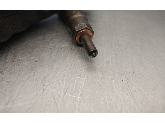 Форсунка 059130277Q, 0445115004    Audi A6 S6 C6 4F  BMK 