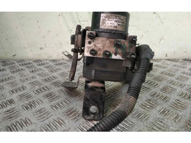 Jednotka ABS 0K2FA667B0 KIA Carnival 2006