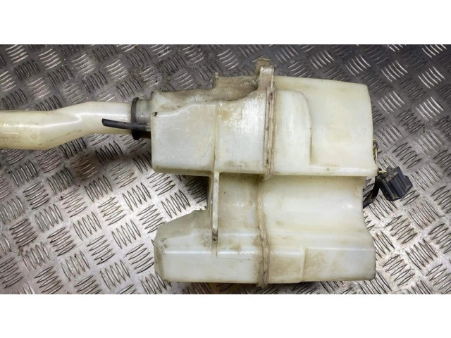 Бачок оконной жидкости    