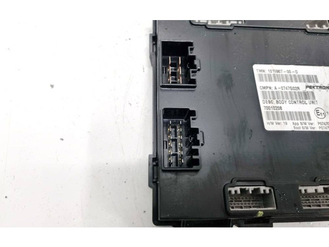 Блок комфорта 101090700D Tesla Model S