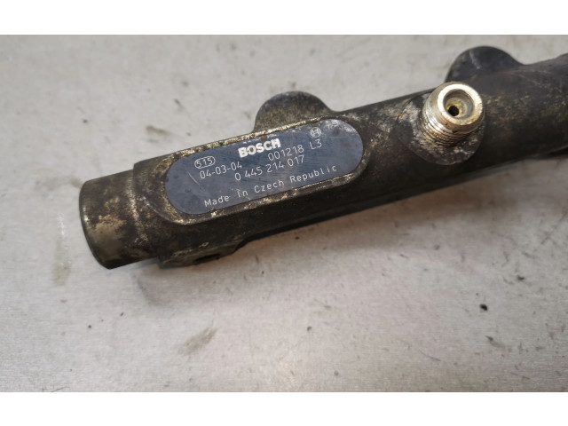 Vstřikovací lišta 0445214017, 0281002592 Peugeot 607