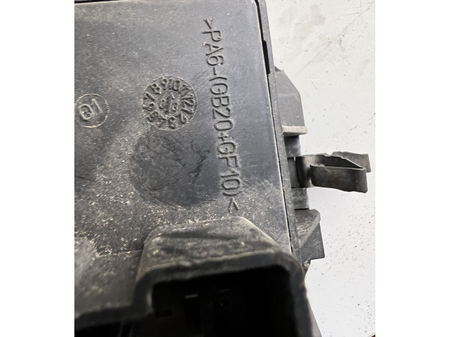 Блок предохранителей 04831433AA, 518722202   Jeep Grand Cherokee (WJ)    