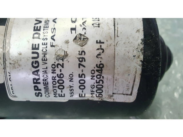 Механизм стеклоочистителей (трапеция)