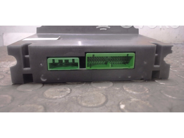 Боковая подушка безопасности 0000   Volvo C70