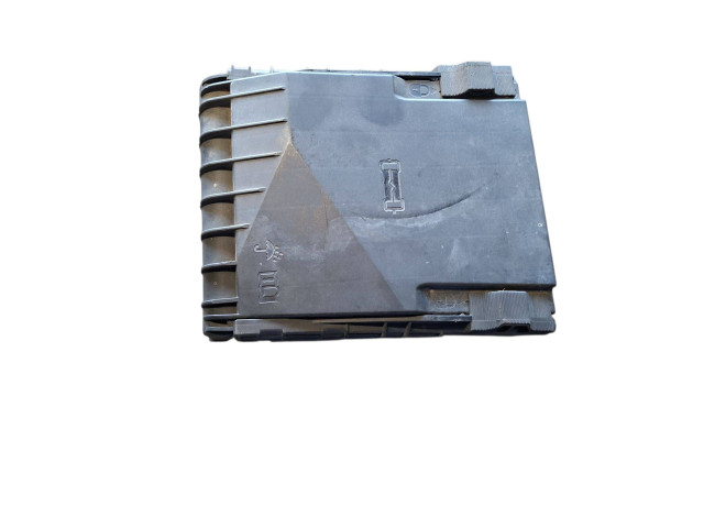 Блок предохранителей 1K0937118, 1K0937125D   Skoda Yeti (5L)    