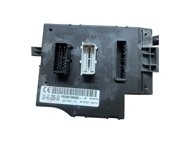 Блок комфорта 8200790995   Renault Trafic II (X83)   