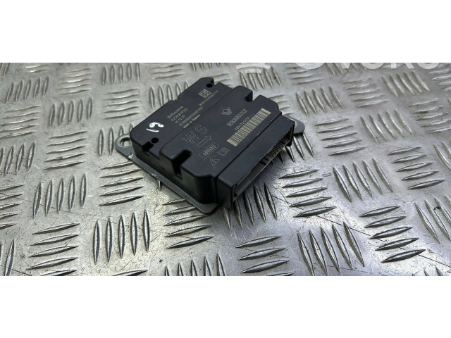 Блок подушек безопасности 985102122R Dacia Dokker