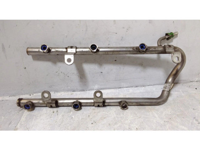 Vstřikovací lišta 04861581AB Chrysler Pacifica pro benzínový motor 3.5 1199 1199