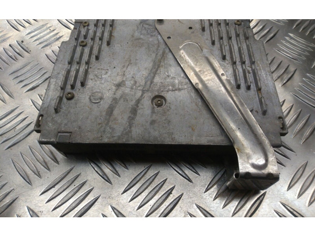 Řídící jednotka 0281001592   Volvo S70  V70  V70 XC 1998