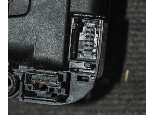 Подрулевой переключатель 69895569110873   BMW 1 E81 E87