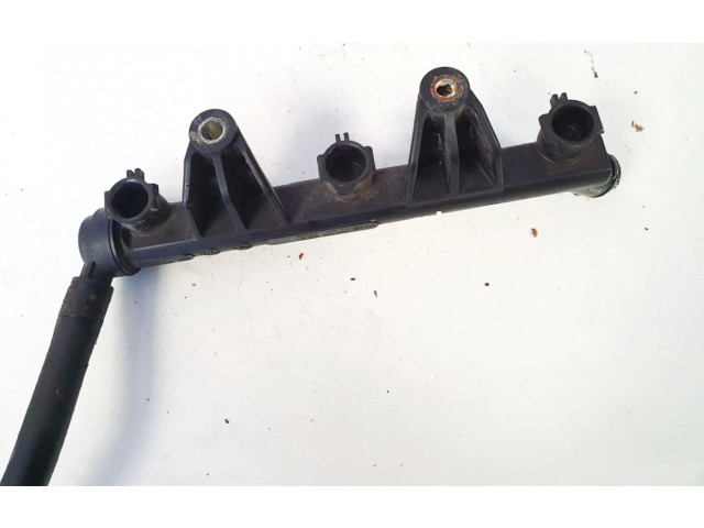 Топливная рампа 03d133319k, 03D133329B Skoda Fabia Mk2 (5J)