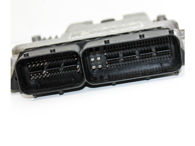 Блок управления двигателя 04E907309   Volkswagen Jetta VII