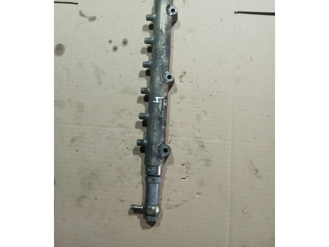 Топливная рампа 30622085, 0445215015   Volvo XC90  