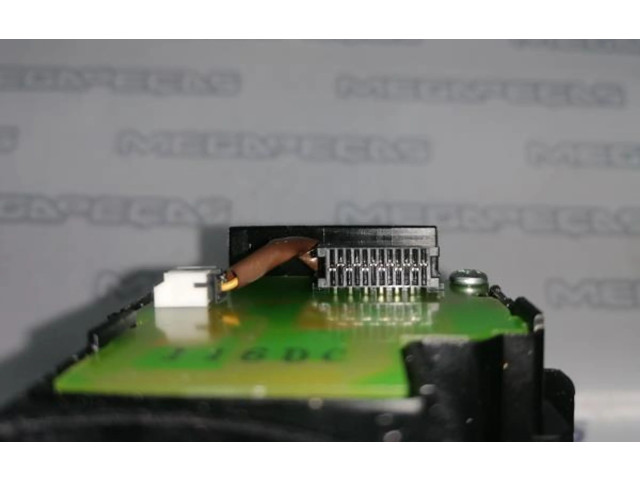 Включатель скорости стеклоочистителей 17D770 Volvo S40