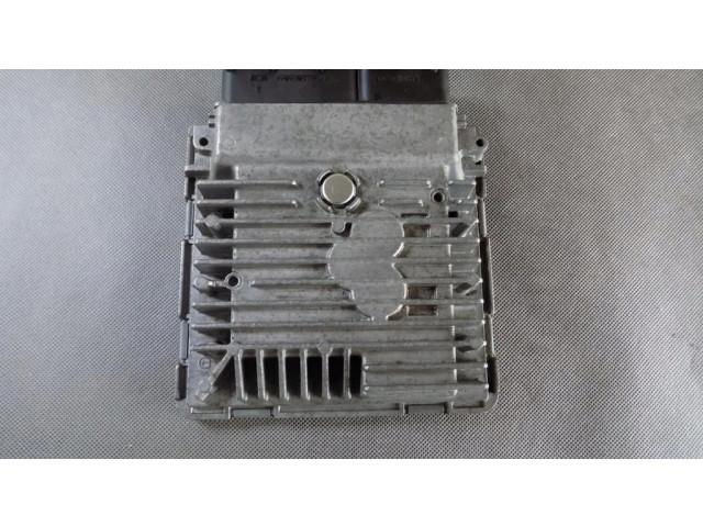 Блок управления двигателем ECU