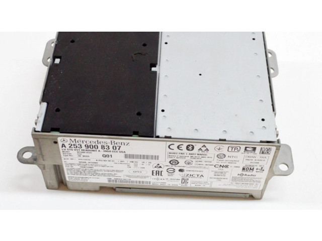 Радио/ проигрыватель CD/DVD / навигация