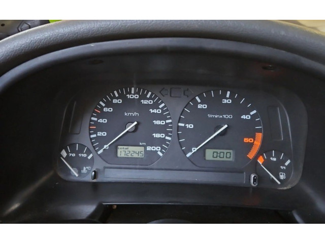 Přístrojová deska Volkswagen Caddy 2002 6K9920840G, IMPRK1380009