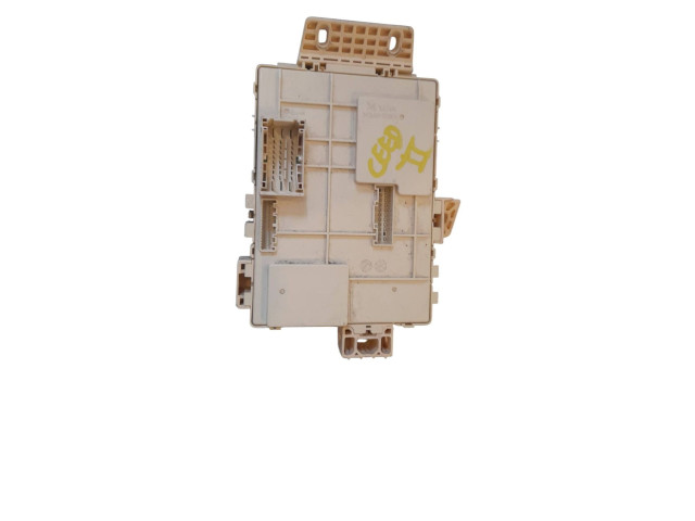 Блок предохранителей 91950A2011, A2011110822   KIA Ceed    